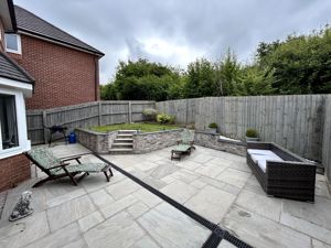 Photo 26- click for photo gallery